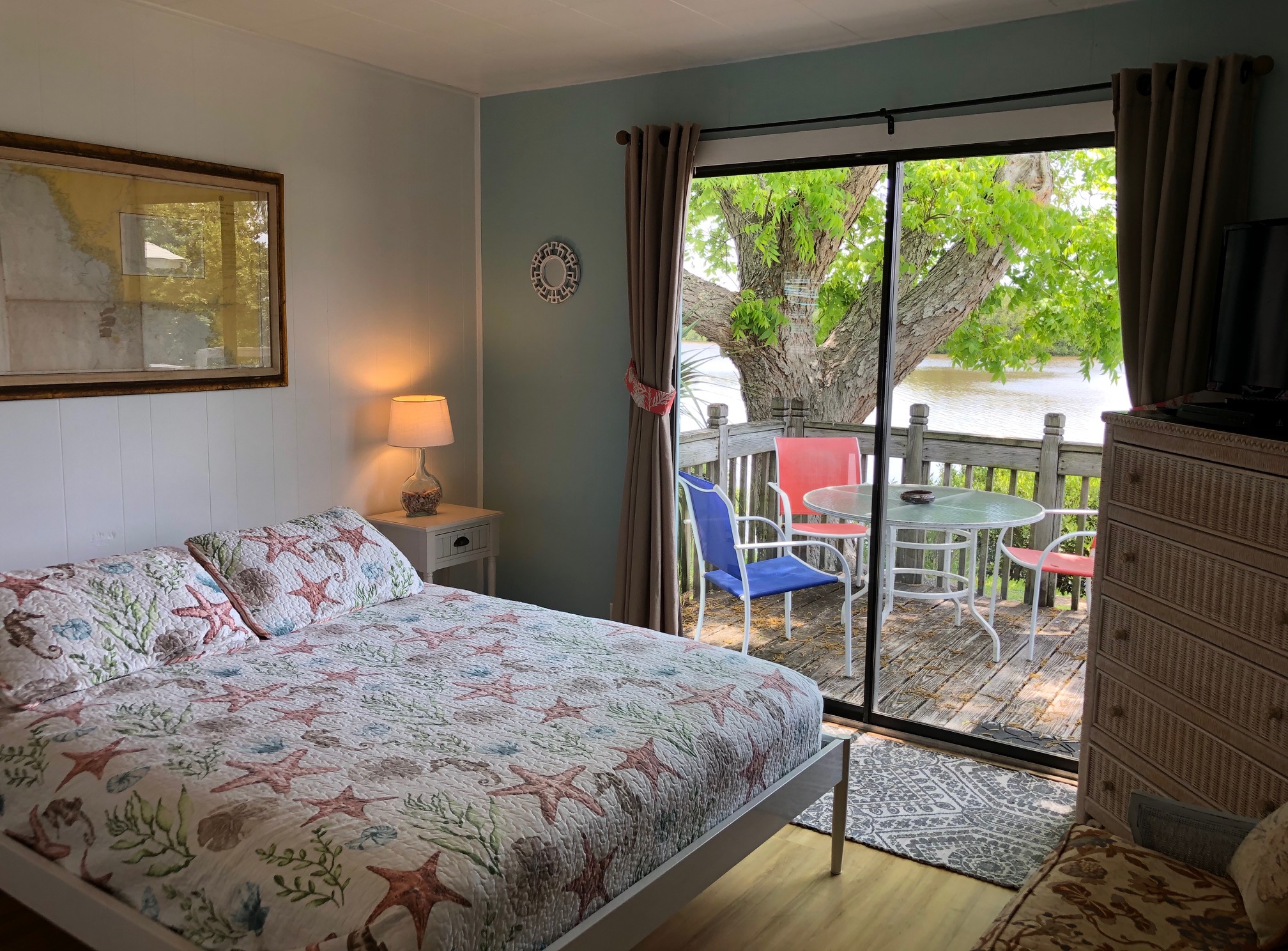 Cottages Pirates Cove Cottages